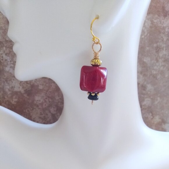 3 Pairs of Handmade Earrings! Hostess Gifts ~ Gift Exchange ~ Winter Birthdays - Picture 11 of 14